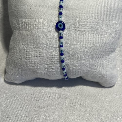 Bracelet en perles bleues