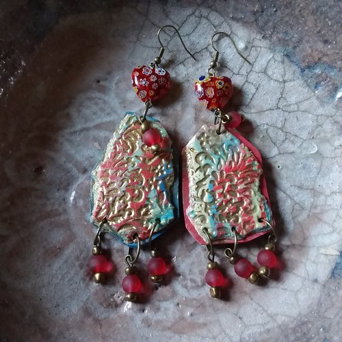 Donnes moi ton cœur...boucles d’oreilles en argile polymère et perles de verre,  création artisanale française unique
