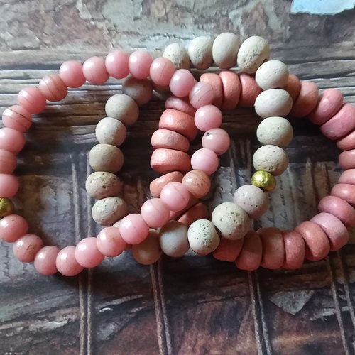 Lot de 3 bracelets élastiques,  déclinaison de roses,  perles africaines,  ooak, création artisanale