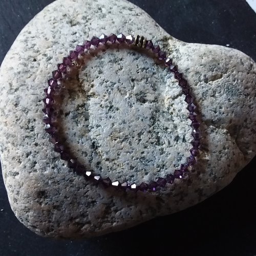 Bracelet élastique femme en cristal parme