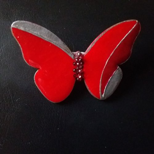 Broche papillon rouge, bois décoré et résiné,  original,  création artisanale