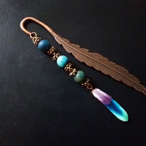 Marque pages, feuille cuivrée,  pierres de gemmes