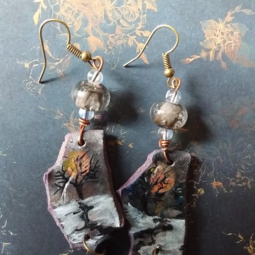 Promenade de nuit...boucles d’oreilles série mini tableaux,argile polymère, perles verre filé,  création artisanale