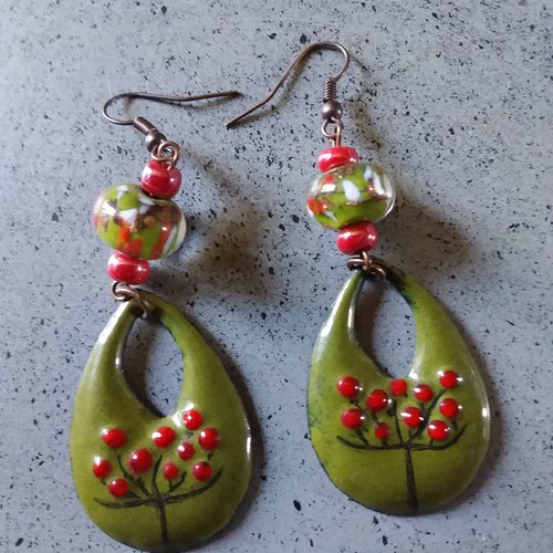 Boucles d’oreilles en cuivre émaillé et perle au chalumeau,  création unique