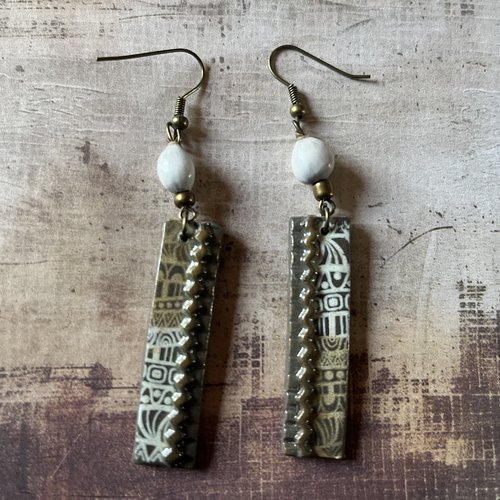 Boucles d’oreilles graines acai et polymère, création artisanale unique