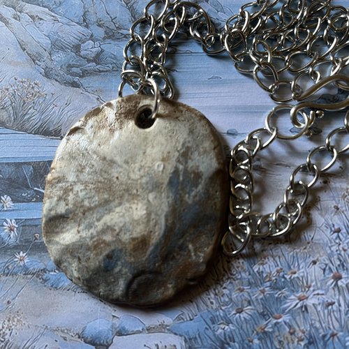 Islande…pendentif en céramique artisanale
