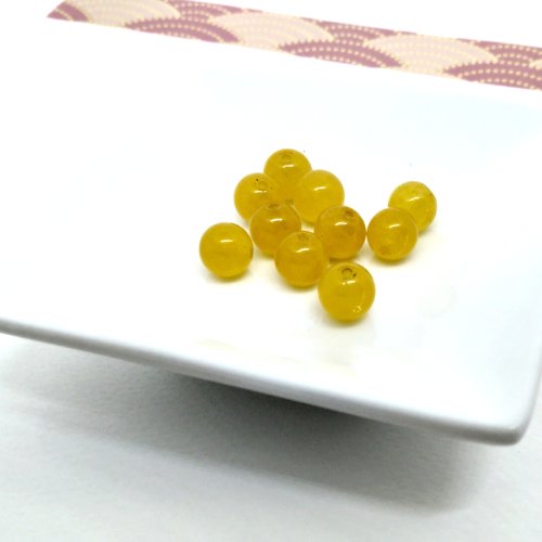 Lot de 29gr de  perles de verre jaune moutarde diam 8 mm