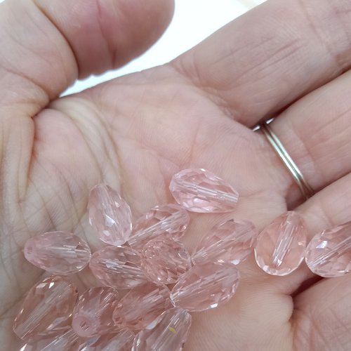 Lot de 8 gouttes de cristal swarovski à facette rose dim 11 x 8 mm trou 1 mm