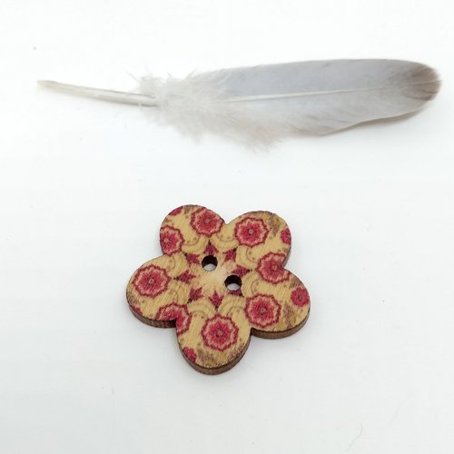 Bouton bois naturel forme fleur à motif diam 25 mm