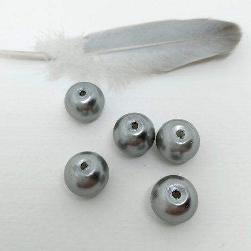 Lot de 5 perles façon perles de culture grises  8 mm