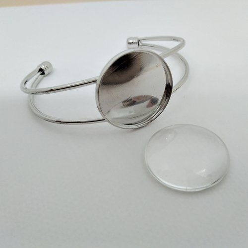 1 bracelet jonc en métal argenté avec son cabochon diam 20 mm