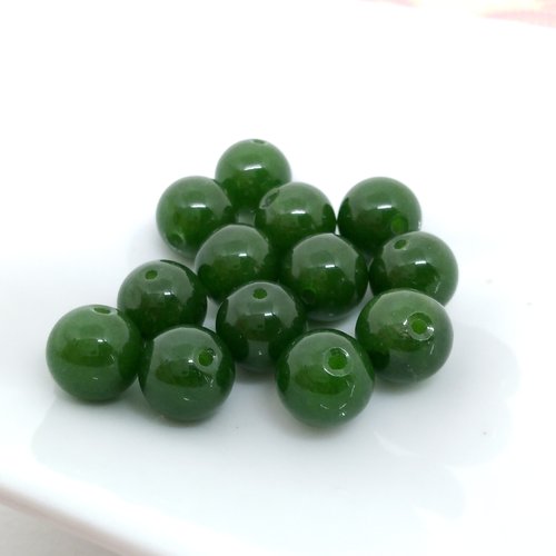 Lot de 15 perles de verre vert sapin diam 10 mm