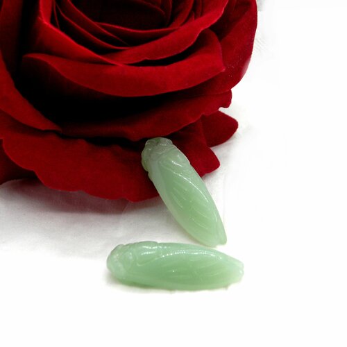 Vert Jade Cigale Pendentif