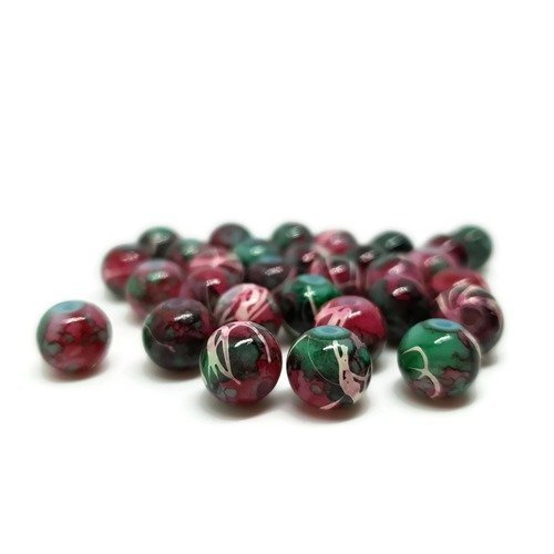 Perles rouges vertes et blanches