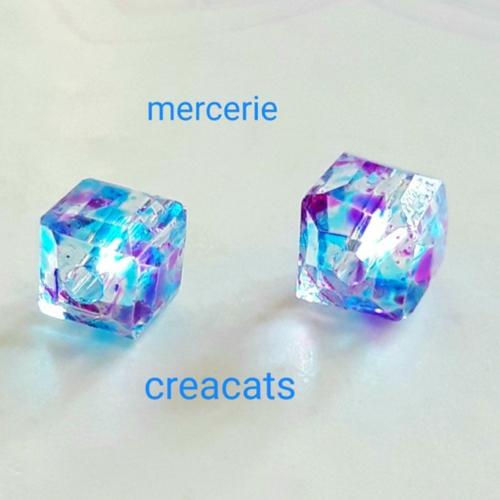 10 perles verre cube 6 mm bleu et rose fuschia