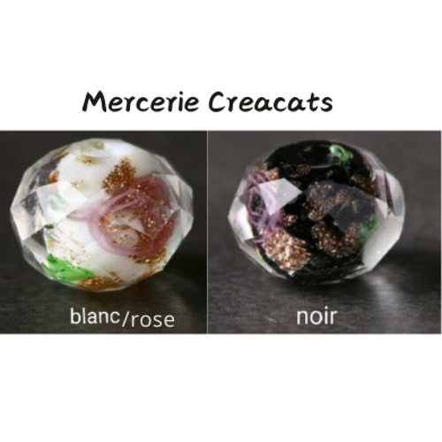 X 2 perles verre lampwork à facettes inclusion fleurs - blanc / rose - noir