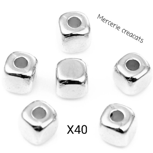 X 40 perles cube acrylique 3 mm argenté