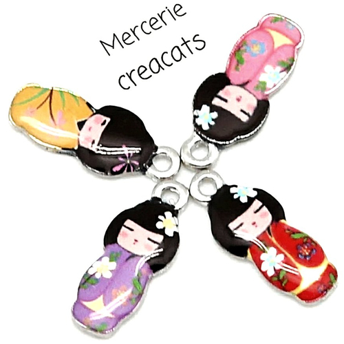 1 pendentif femme japonaise geisha kokeshi kimono émail violet lilas fleur sur métal argenté