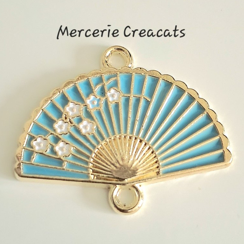 1 connecteur pendentif éventail émail bleu fleurs sakura sur métal doré