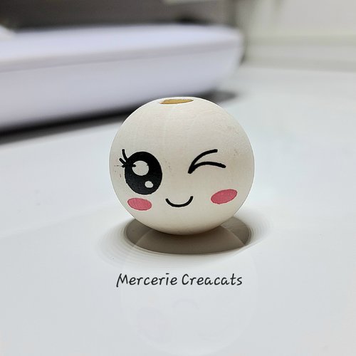 1 perle visage bois naturel visage sourire clin d'oeil 20 mm