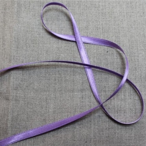 Ruban satin violet,6 mm, vendu par 4 metres / soit 0.50€ le metre