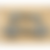 Bouton brandebourg gris,longueur 14 cm sur largeur  de 5,5 cm