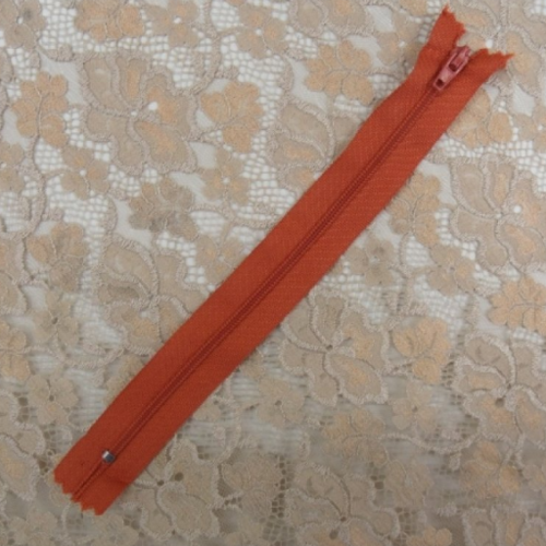 Fermeture a glissière orange, 20 cm,de belle qualité