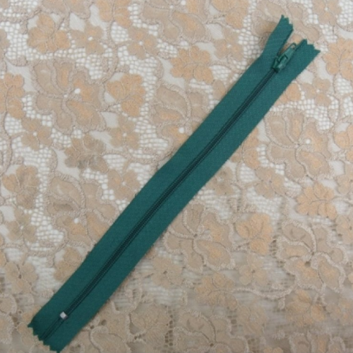 Fermeture à glissière vert foncé, 20 cm,de belle qualité
