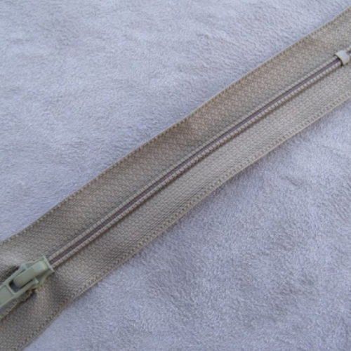 Fermeture a glissière vert kaki 12 cm