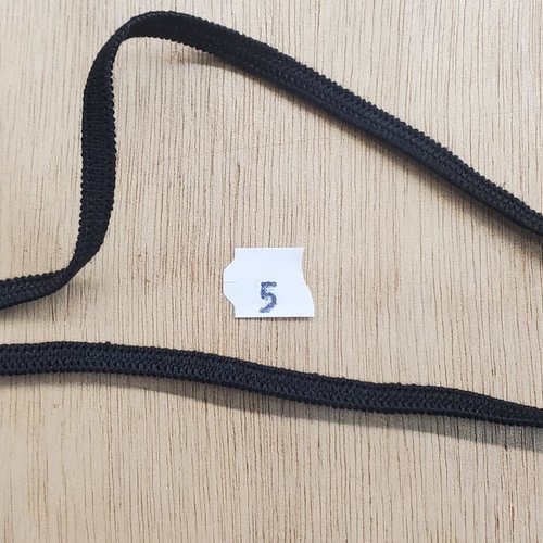 Promotion elastique elasthanne noir 5 mm, vendu par 5  mètres, soit 0.60€ le metre