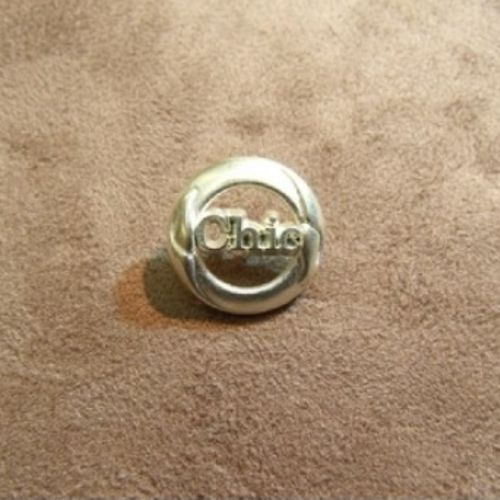Bouton metal argent motif: chic,de belle qualité,18 mm