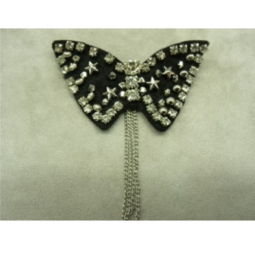 Magnifique broche papillon noir strass & perle-avec chaînette argenté ,largeur : 7.5 cm sur hauteur : 5 cm