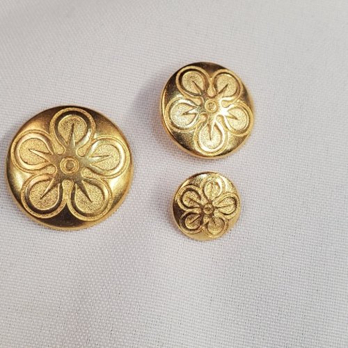 Lot de 6 boutons métal dorés motif fleur – 15 mm, 23 mm ou 28 mm