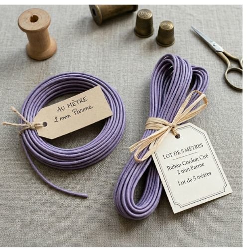 Cordon ciré parme 2 mm – vendu au mètre ou en lot de 5 mètres