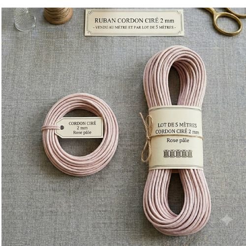 Cordon ciré rose pâle 2 mm – vendu au mètre ou en lot de 5 mètres