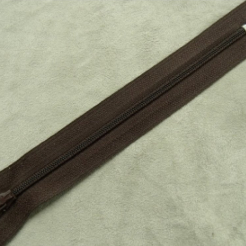 Fermeture a glissière marron ,16 cm