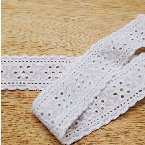 Broderie anglaise blanche 3.5 cm