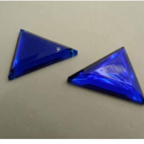 Promotion 	strass triangle bleu 24 mm, vendu par 20 strass