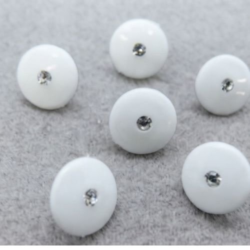 Lot de 6 boutons acrylique blanc & petit strass – 12 mm