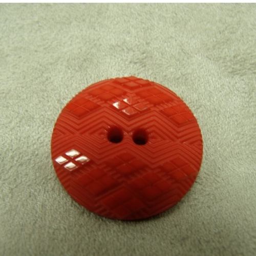 Bouton acrylique petit losange relief rouge,28 mm