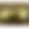Bouton brandebourg jaune paille ,longueur de 5,5cm sur la largeur de 2,5cm