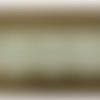 Dentelle de calais beige clair de fabrication française,4 cm, dentelé sur une bordure