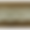 Dentelle de calais, ivoire surbrodée sur tulle, de fabrication française, 5 cm