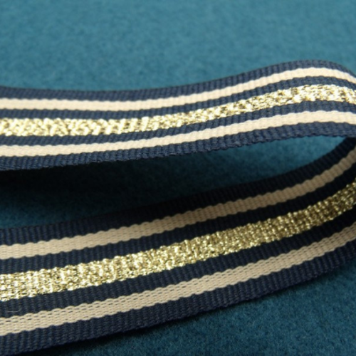 Ruban militaire bleu et or, 2 cm, ces galons inspirés des tenues militaires sont très actuels...