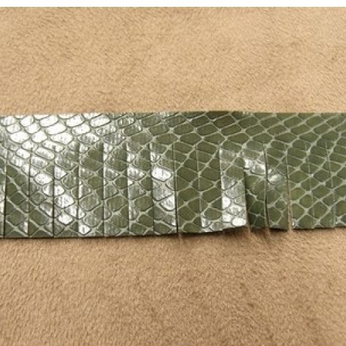Ruban frange polyester python vert , 3 cm,super tendance
