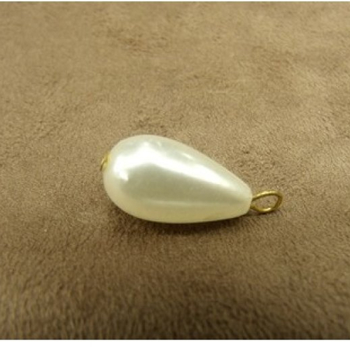 Joli bouton perle nacre - 20mm de hauteur / 12 mm de diametre