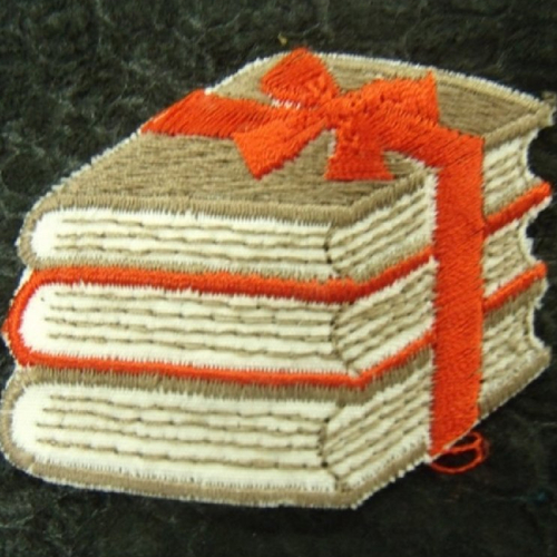 Ecusson thermocollant- motif : livres- marron et rouge , largeur 5 cm/ hauteur 4,5 cm