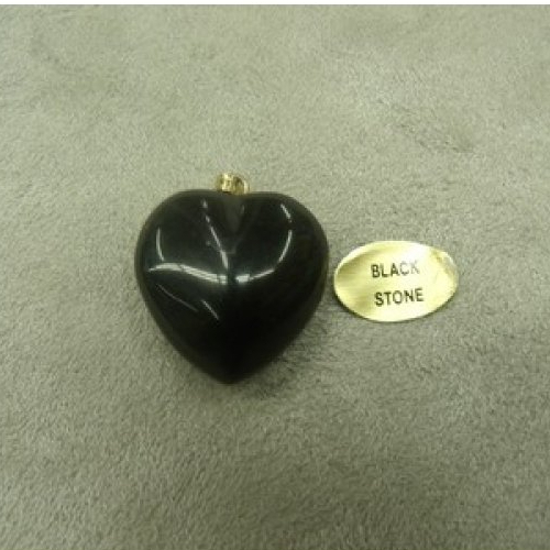 Pendentif motif coeur- gm black stone,largeur: 2 cm / hauteur: 2cm / epaisseur: 1 cm
