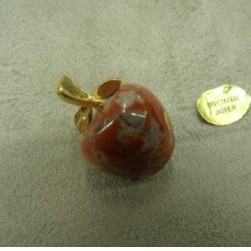 Pendentif motif pomme- breciated jasper,hauteur: 2,5 cm / diametre: 1,5 cm