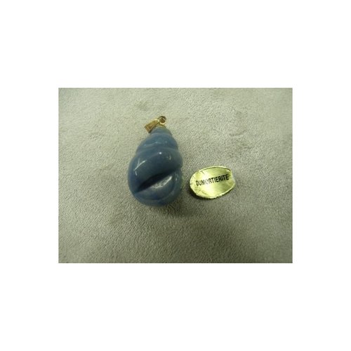 Pendentif motif coquillage- dumorturine, hauteur: 2,5 cm /largeur: 1,5 cm/ epaisseur:15 mm